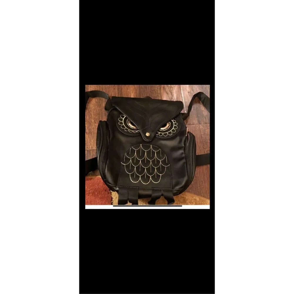 Black Owl Backpack with adjustable straps, soft, PU, leather versatile, travel b
